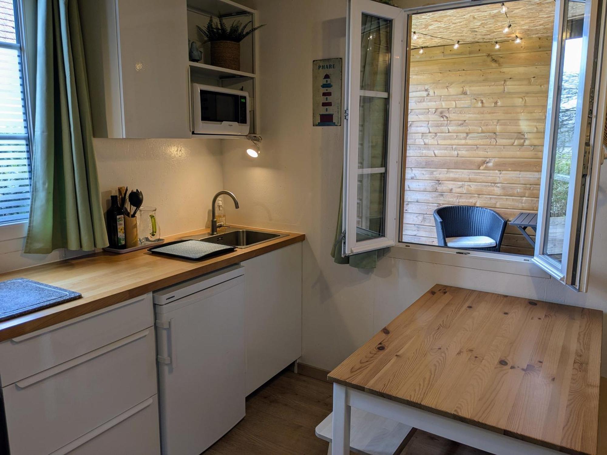 La Petite Enseigne - Chez Helene - Gites En Baie Champeaux Exterior foto